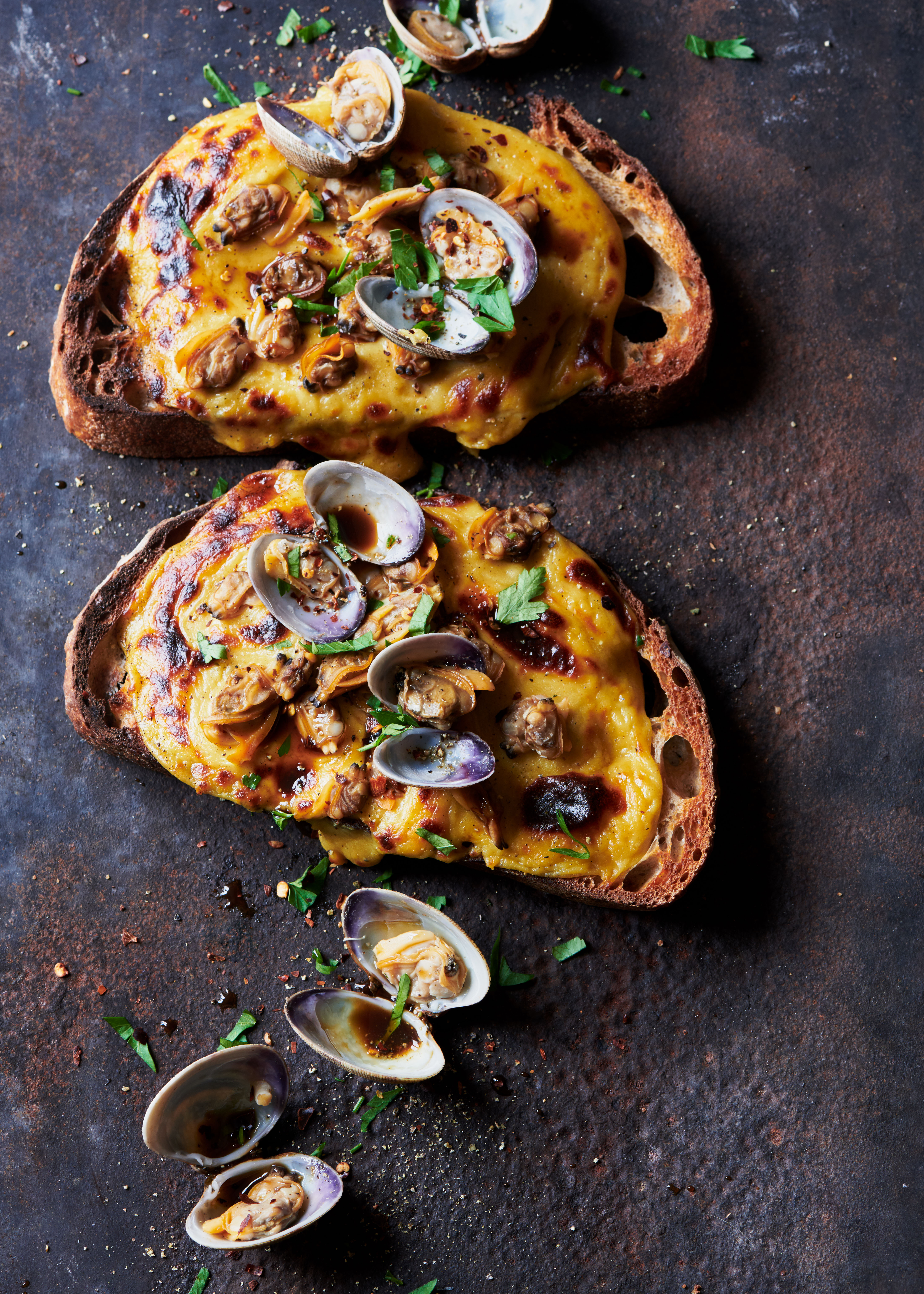 Welsh rarebit with cockles